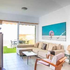 https://vistas-al-mar-junto-a-la-playa.tenerifehoteles.net